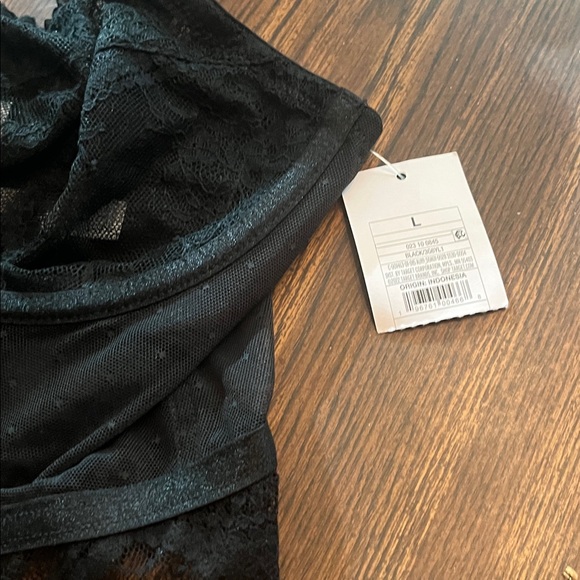 Auden elegant black lace bra size large never worn - Picture 2 of 6